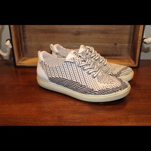 Ecco Women’s Golf Shoes with Black/White Print